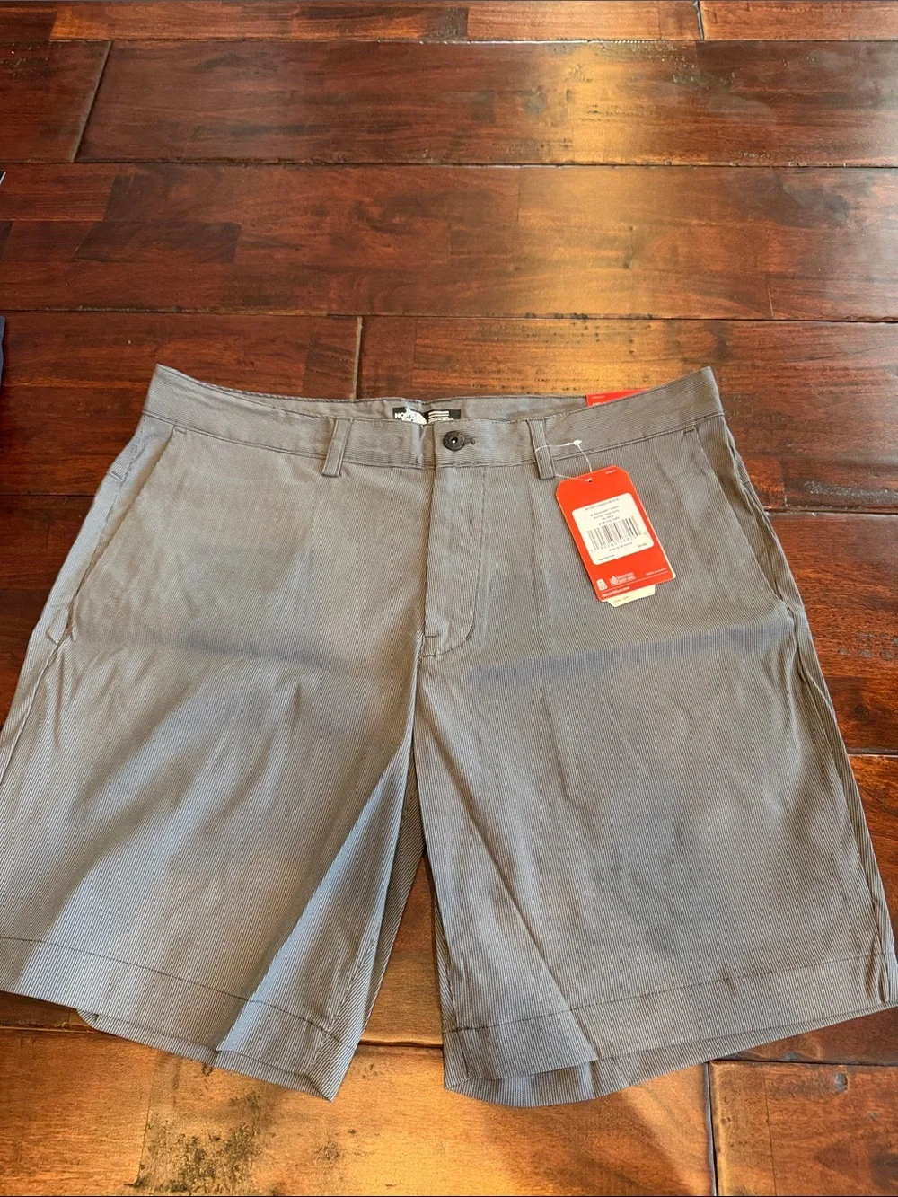 The North Face Men's Light Gray Flat Front Shorts